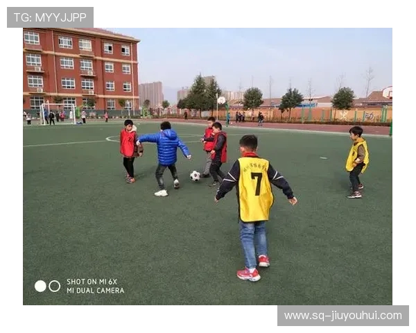 聚焦三亚初级中学足球队最新完整名单与全体队员风采全面揭秘精华